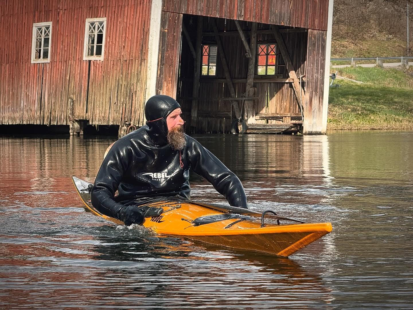 Stefan Rasmussen rolls at a boat house in Västervik